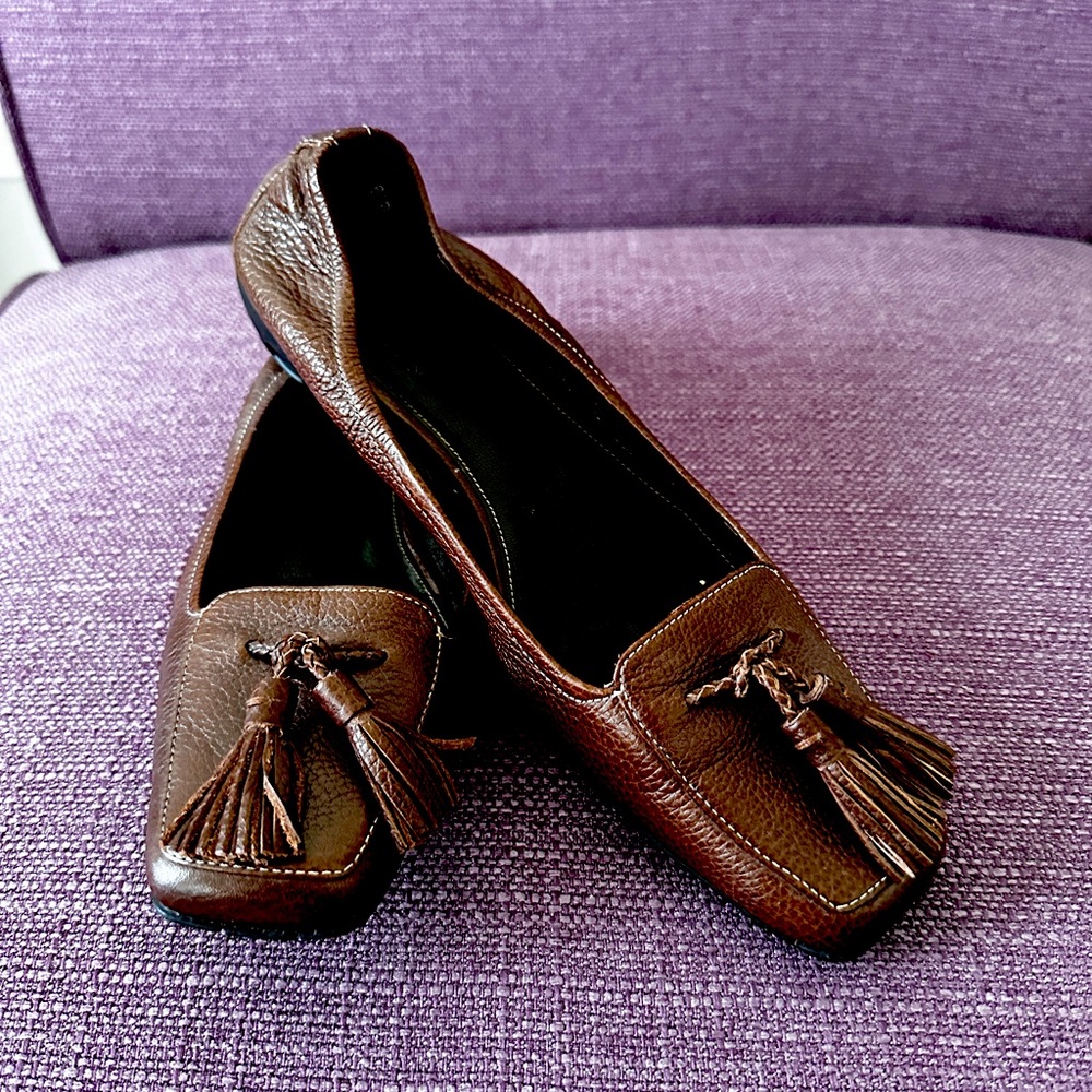 Cole Haan leather Flats size 6.5
